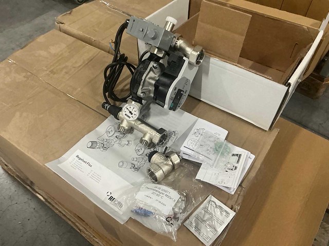 Rehau regelset flex met thermostaatknop - afbeelding 5 van  5
