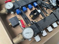 Rehau vloerverwarming verdeler - afbeelding 2 van  3