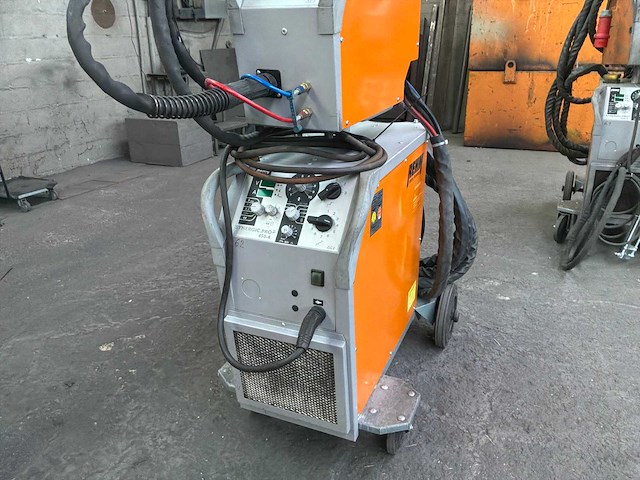 Rehm synergic.pro2 450-4 mig lasapparaat - afbeelding 18 van  19