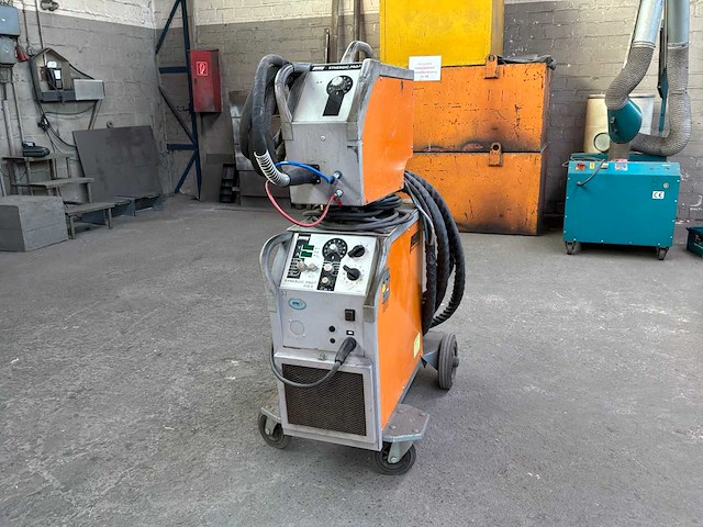 Rehm synergic.pro2 450-4 mig lasapparaat - afbeelding 7 van  14