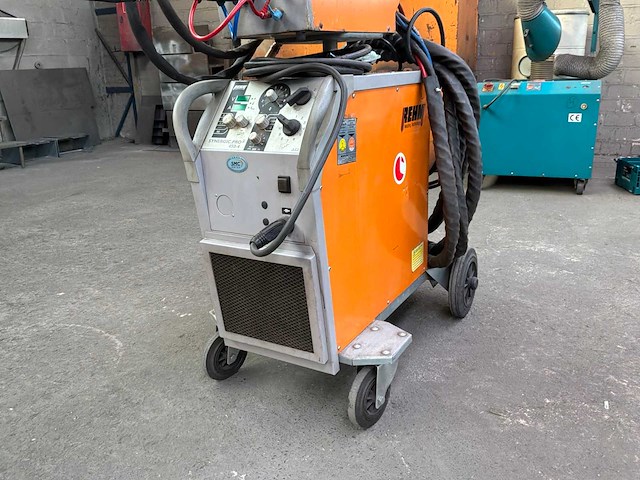 Rehm synergic.pro2 450-4 mig lasapparaat - afbeelding 7 van  11