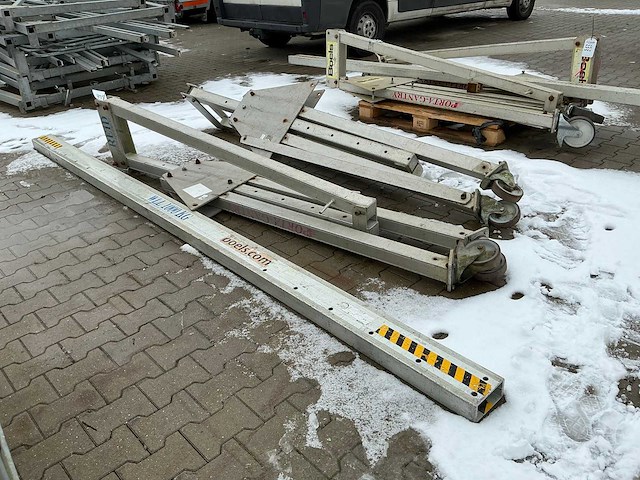 Reid lifting limited porta gantry aluminium portaalkraan - afbeelding 1 van  6