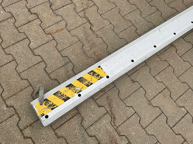 Reid lifting limited porta gantry pgas02000 aluminium portaalkraan - afbeelding 8 van  9