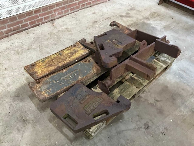 Reims/fendt frontgewicht (5x) - afbeelding 2 van  6