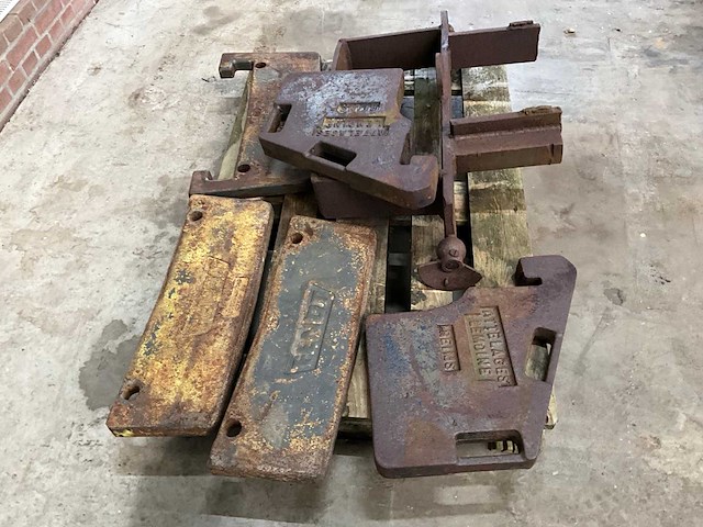 Reims/fendt frontgewicht (5x) - afbeelding 3 van  6