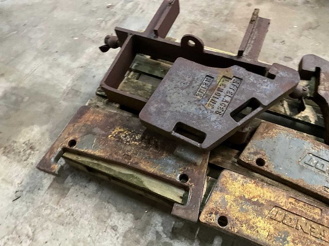 Reims/fendt frontgewicht (5x) - afbeelding 6 van  6