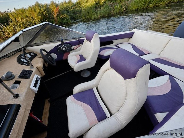 Reinell 520 speedboot | johnson gt150 v6 2-takt - afbeelding 18 van  19