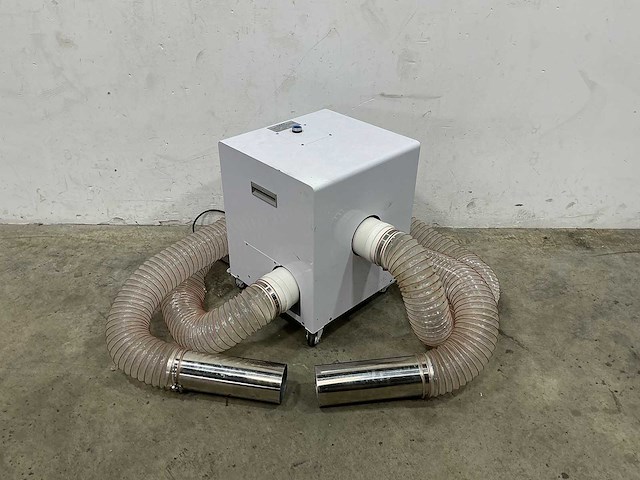 Reinigingsmachine voor ballenbakballen - afbeelding 1 van  4