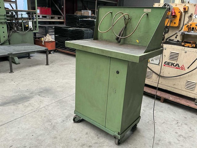 Reinigingsmachine - afbeelding 1 van  13