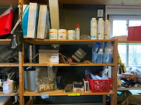 Reinigingsmiddelen en divers - afbeelding 1 van  8