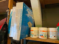 Reinigingsmiddelen en divers - afbeelding 3 van  8