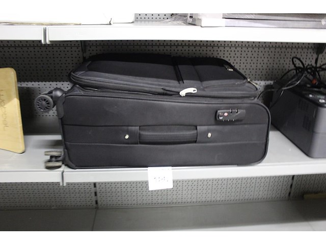 Reiskoffer travez met studio flitslamp en accessoires - afbeelding 3 van  3