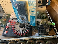 Rek met sloten - afbeelding 3 van  7