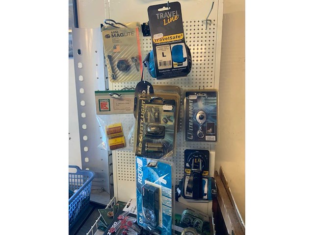 Rek met sloten - afbeelding 5 van  7