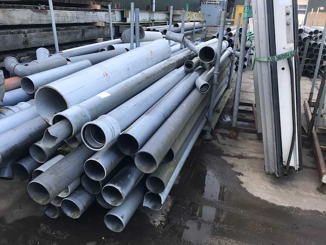 Rek pvc buizen - afbeelding 1 van  4