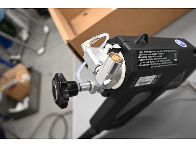 Reka klebetechnik tr 50.5 verwarmd lijmpistool - afbeelding 5 van  7