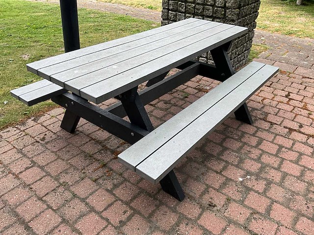 Rekupro - picknicktafel 180x134x74 cm - afbeelding 1 van  5
