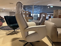 Relaxfauteuil, beige leer, manueel verstelbaar d.m.v. gasveer - afbeelding 6 van  6