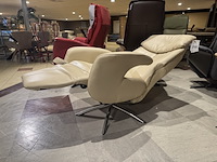 Relaxfauteuil, beige leer, manueel verstelbaar, rvs poot