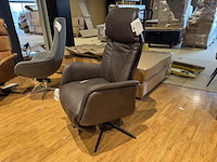 Relaxfauteuil, bruin leer, elektrisch verstelbaar, zwarte poot - afbeelding 5 van  6