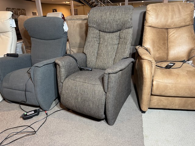 Relaxfauteuil, bruin stof, elektrisch verstelbaar - afbeelding 3 van  4