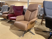 Relaxfauteuil, cognac leer, manueel verstelbaar d.m.v. gasveer - afbeelding 2 van  5