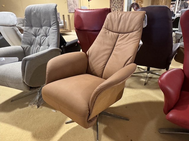 Relaxfauteuil, cognac leer, manueel verstelbaar d.m.v. gasveer - afbeelding 2 van  5