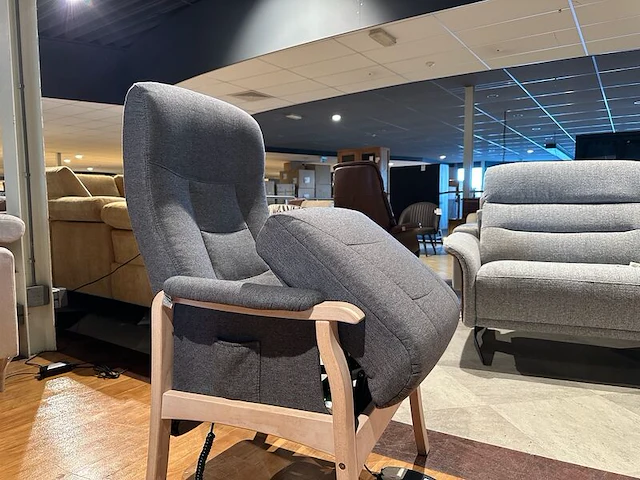 Relaxfauteuil elektrisch verstelbaar, maat medium knudsen, grijs - afbeelding 2 van  10
