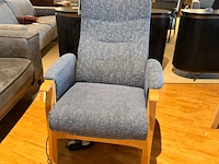 Relaxfauteuil elektrisch verstelbaar, maat medium sta op functie knudsen, blauwgrijs - afbeelding 4 van  8