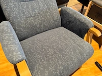 Relaxfauteuil elektrisch verstelbaar, maat medium sta op functie knudsen, blauwgrijs - afbeelding 5 van  8