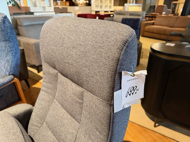 Relaxfauteuil elektrisch verstelbaar, maat medium sta op functie knudsen, grijs - afbeelding 6 van  7
