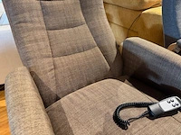 Relaxfauteuil elektrisch verstelbaar, maat medium sta op functie knudsen, taupe - afbeelding 3 van  6