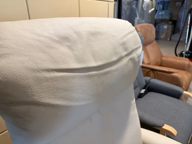 Relaxfauteuil, elektrisch verstelbaar wit - afbeelding 4 van  7