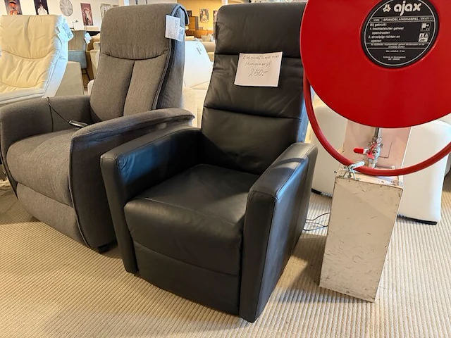 Relaxfauteuil, elektrisch verstelbaar zwart - afbeelding 2 van  7