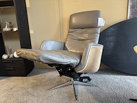 Relaxfauteuil, grijs leder, elektrisch verstelbaar - afbeelding 2 van  5