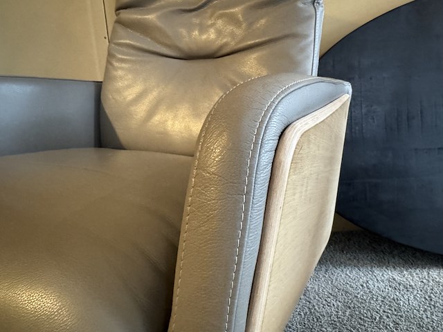 Relaxfauteuil, grijs leder, elektrisch verstelbaar - afbeelding 5 van  5