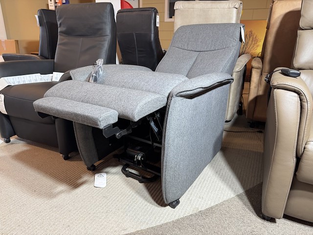 Relaxfauteuil, grijs stof, elektrisch verstelbaar - afbeelding 1 van  4