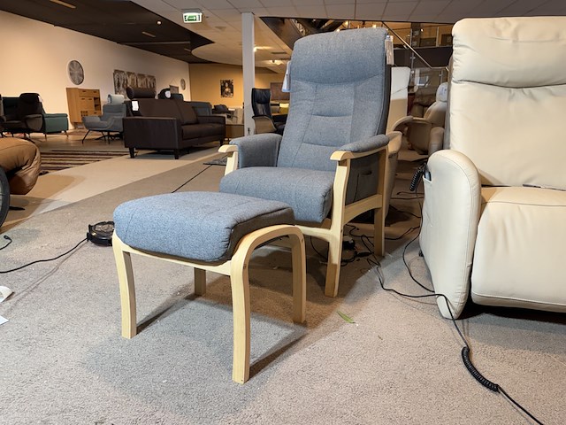 Relaxfauteuil, grijs stof, elektrisch verstelbaar - afbeelding 3 van  4