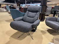 Relaxfauteuil, grijs stof, manueel verstelbaar, chromen poot - afbeelding 1 van  5