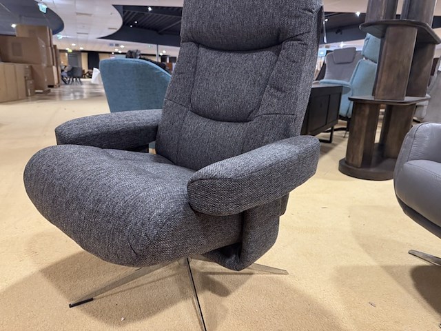 Relaxfauteuil, grijs stof, manueel verstelbaar, chromen poot - afbeelding 3 van  5