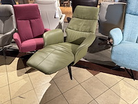 Relaxfauteuil, groen leder, elektrisch verstelbaar - afbeelding 1 van  4