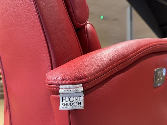 Relaxfauteuil, rood leer, elektrisch verstelbaar, zwarte poot - afbeelding 5 van  5