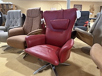 Relaxfauteuil, rood leer, manueel verstelbaar, chromen poot - afbeelding 3 van  5