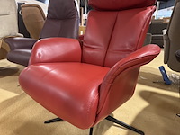 Relaxfauteuil, rood leer, manueel verstelbaar d.m.v. gasveer, zwarte poot - afbeelding 3 van  5