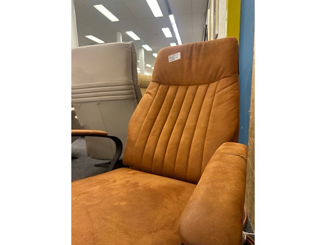Relaxfauteuil sander op accu, hjort knudsen, microvezel, cognac - afbeelding 2 van  5