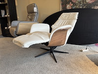 Relaxfauteuil, wit leder, elektrisch verstelbaar, design