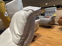 Relaxfauteuil, wit leer, elektrisch verstelbaar, chromen poot - afbeelding 3 van  5