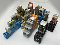Releco/omron divers relais - afbeelding 1 van  8