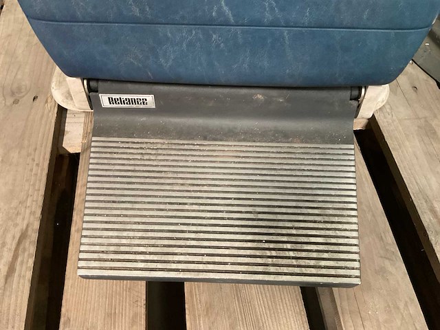 Reliance hospital chair - afbeelding 8 van  9