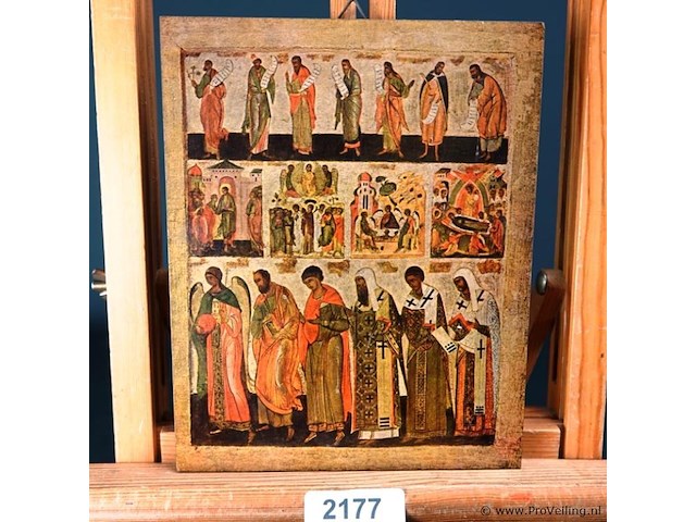 Religieuze voorstelling op plank - afbeelding 2 van  5
